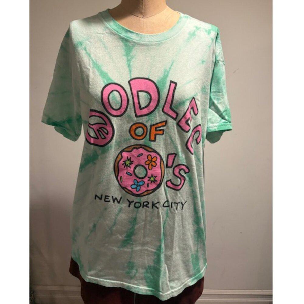 De La Soul Oodles of Ohs tee shirt. Unisex.